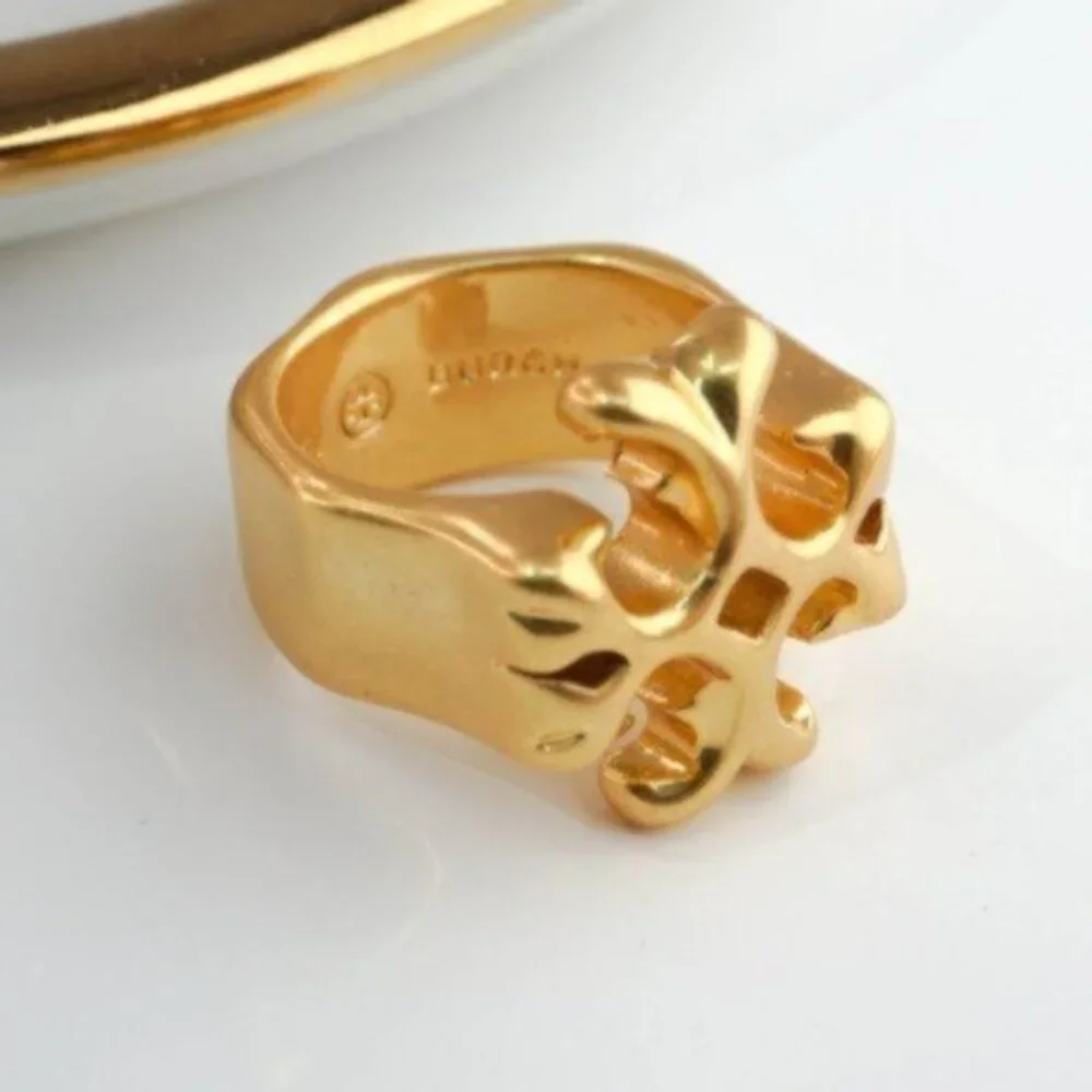 Tory Burch Roxanne Logo Ring in Tory Gold (NEW) - Picture 3 of 9
